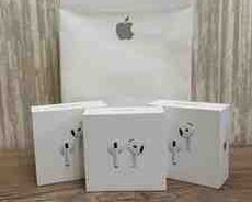 AirPods 4