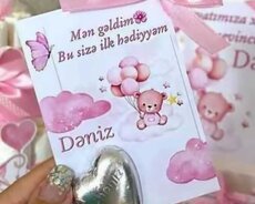 Ad gunu pankartlari