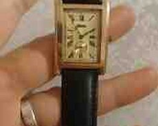 Qızıl qol saatı Nika