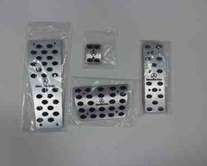 Mercedes-Benz pedal üzlükləri