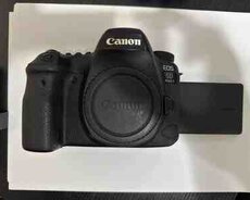 Fotoaparat Canon 6D Mark II