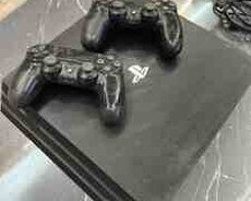 Sony PlayStation 4 Pro 1TB