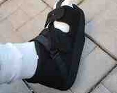 Fiksatorlu ayaqqabı