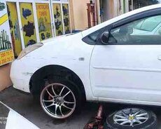 Toyota Prius diskləri R17