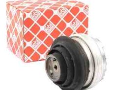 Mercedes mühərrik yastığı