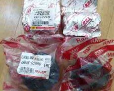 Toyota Prius 30 развалные втулки