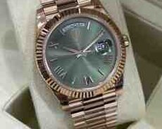 Rolex Day-Date Rose Gold Olive Dial qol saatı