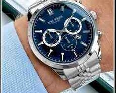 Qol saatı Tom Jones