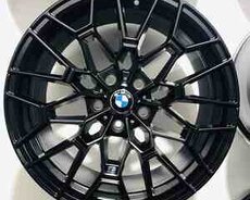 BMW F10, BMW F30 diskləri R19