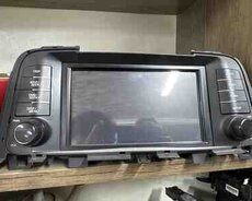 Kia K5 orijinal manitoru