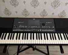 Sintezator Korg pa600