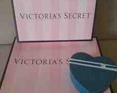 Victorias Secret hədiyyə qutuları