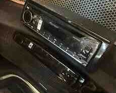 Sabvufer Reiss, maqnitola Pioneer, səsgücləndirici Soundmax