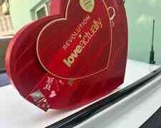 Revolution Love Actually  12 günlük Advent kosmetika qutusu