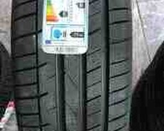 Petlas şinlər 225, 45 R18