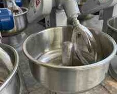 Xəmir yoğuran mikser