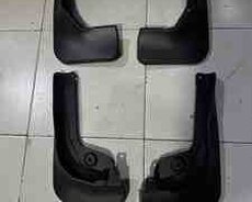 Changan Uni-Z palçıq şitləri