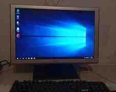 Masaüstü kompüter