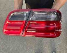Mercedes W210 stop işıqları