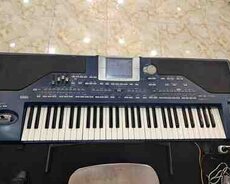 Sintezator Korg Pa 800