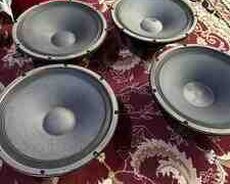 Dinamiklər Yamaha s115