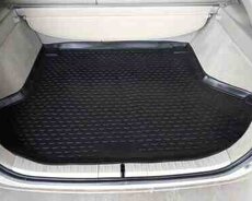 Toyota Pirus 2003, 2009 baqaj rezini