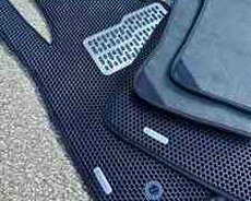 Avtomobil ayaqaltısı