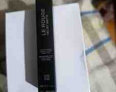 Туш и помада