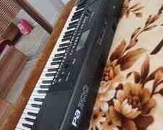 Sintezator Korg PA 300