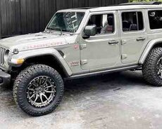 Jeep Wrangler Fuel Rebel diskləri