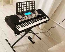 Yamaha PSR 550 sintezatoru