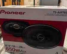 Dinamiklər Pioneer 650W
