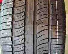 Pirelli Scorpion şinləri 295, 40 R22