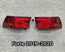 Kia Forte 2019-2020 stop işıqları