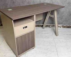 Ofis masası