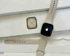 Apple Watch Series 9 Aluminum Starlight 45mm