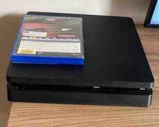 PlayStation 4 Slim