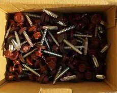 Özü kəsən fermer vintləri