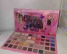 Qız uşaqları üçün kosmetika