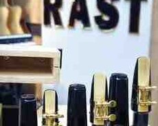 Saksafon müştüyü