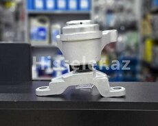 Ford Fusion 2013-2021 1.5 - Mühərrik Yastığı Sağ