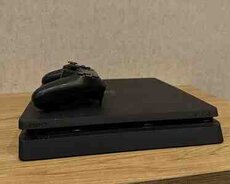 Sony PlayStation 4 Slim