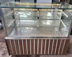 Şirniyyat soyuducusu