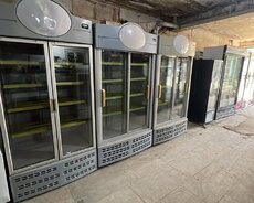 Bir neçə qapılı soyuducu vitrinləri. Ticarət məqsədləri üçün nəzərdə
