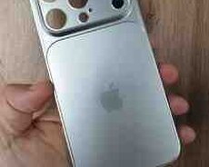 Apple iPhone 15 Pro arxalığı