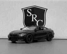 BMW M8 dəmir maşınları
