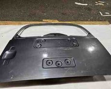 Land Rover Defender arxa baqajı