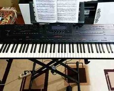 Sintezator ROLAND G 800