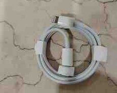 Apple İPhone 15 type C kabeli