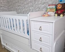 Səliqəli, möhkəm və rahat uşaq beşiyi satılır
